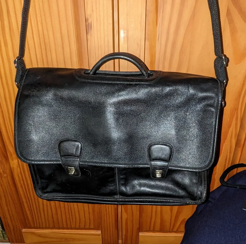 Vintage Coach double turn lock laptop briefcase.0532